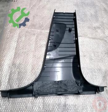 Audi Q3 8U0867239A çıkma parça