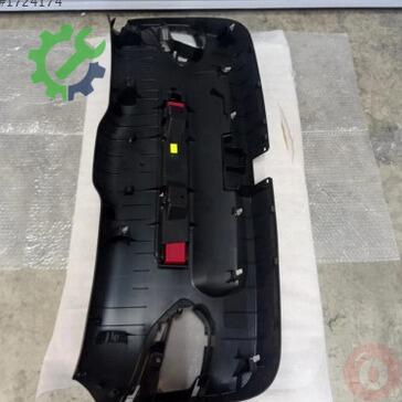 Audi Q3 Bagaj 8U0867979G çıkma parça