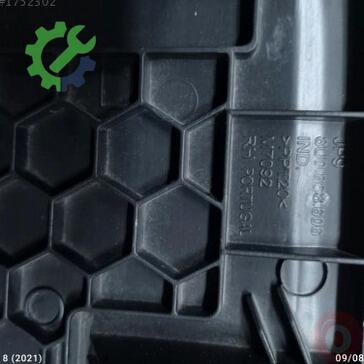 Audi Q3 Kapı Direği 8U0868606 çıkma parça