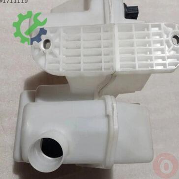Audi Q3 Yedek Su Deposu 8U0955451J çıkma parça