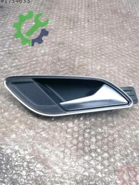 Audi Q3 Kapı Çıtası 8U1837020A çıkma parça