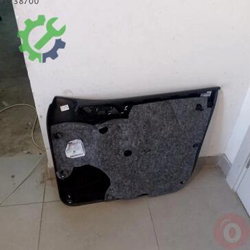 Audi Q3 Kapı Döşemesi 8U1867105 çıkma parça