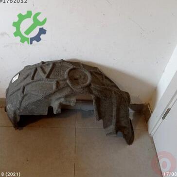 Audi A3 Davlumbaz 8V0810172C çıkma parça