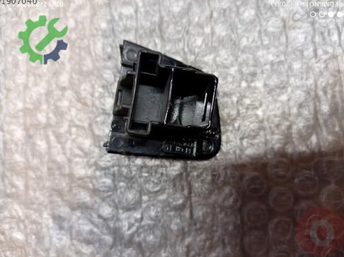 Audi A3 Kapı Kolu 8V0837167B çıkma parça