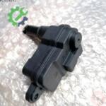 Çıkma Skoda Octavia Depo Kapağı 8V0862159