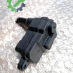 Çıkma Skoda Octavia Depo Kapağı 8V0862159