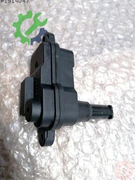 Skoda Octavia Depo Kapağı 8V0862159 çıkma parça
