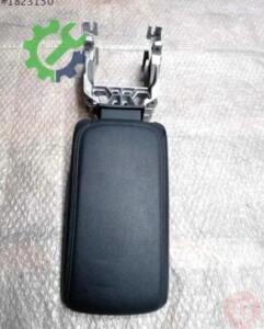 Audi A3 2022 Orta Konsol Çıkma - 8V0864283