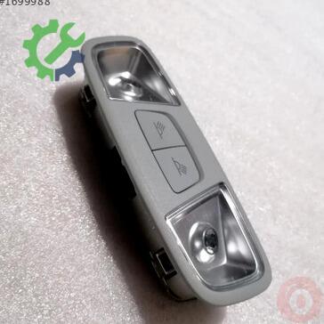 Audi Q3 Tavan Lambası 8V0947111B çıkma parça