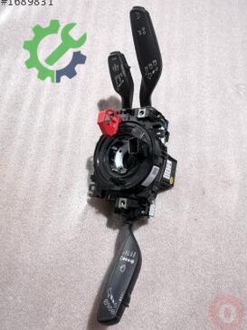 Audi A5 Sinyal Kolu 8V0953521DR çıkma parça