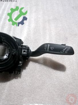 Audi A5 Sinyal Kolu 8V0953521DR çıkma parça