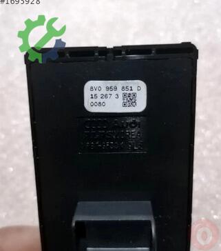Audi A3 Cam 8V0959851D çıkma parça