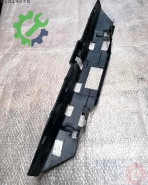 Volkswagen Golf Ön Tampon 8V3807217C çıkma parça