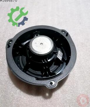 Audi A3 Hoparlör 8V4035411B çıkma parça