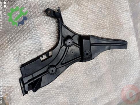 Audi A3 Tampon Braketi 8V4807377D çıkma parça