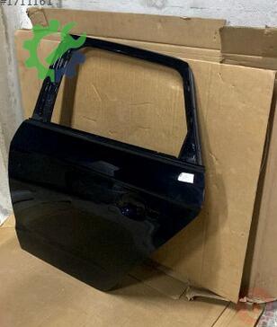 Audi A3 Kapı 8V4833051B çıkma parça