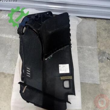 Audi A3 Bagaj 8V5863887 çıkma parça