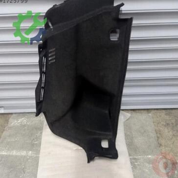 Audi A3 Bagaj 8V5863887 çıkma parça