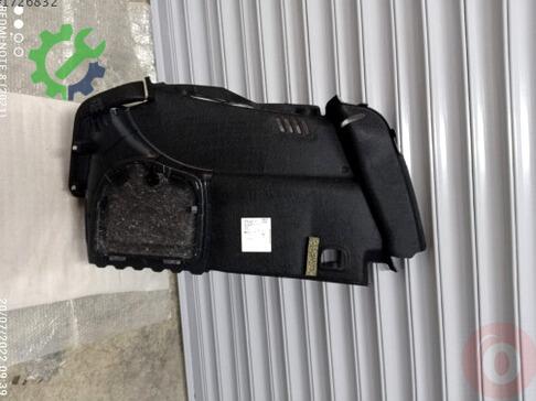 Audi A3 Bagaj 8V5863888K çıkma parça