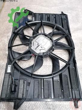 Audi A4 Fan Motoru 8W0121207B çıkma parça