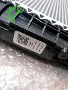 Motor Su Radyatörü Audi A4 2022 Çıkma 8W0121251K
