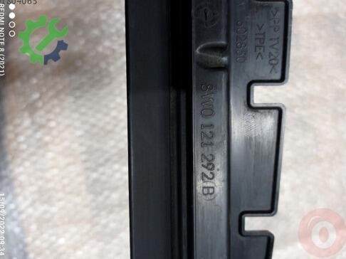 Audi A4 Radyatör 8W0121292B çıkma parça