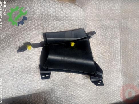 Audi A4 Tampon Braketi 8W0121763D çıkma parça