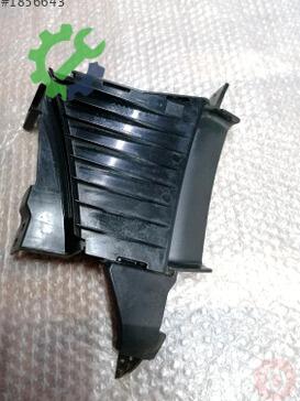 Audi A4 Tampon Braketi 8W0121763G çıkma parça