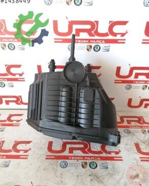 Audi A4 Hava Filtresi Kutusu 8W0133835T çıkma parça