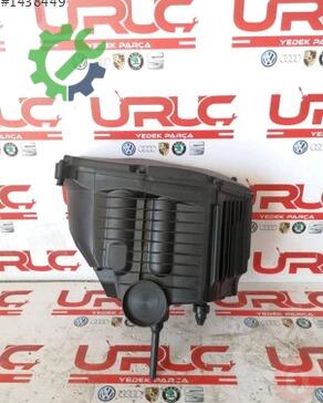Audi A4 Hava Filtresi Kutusu 8W0133835T çıkma parça