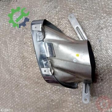 Audi A4 Egzoz Ucu 8W0253826E çıkma parça