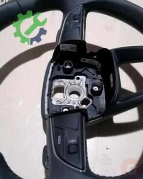 Audi A4 Direksiyon Simidi 8W0419091DN çıkma parça