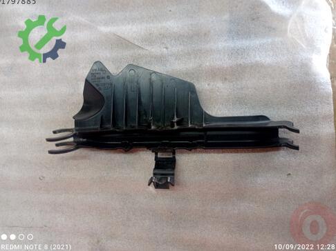 Audi A4 Salıncak 8W0505561 çıkma parça