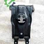 Çıkma Audi A5 Motor Braketi 8W0802715B