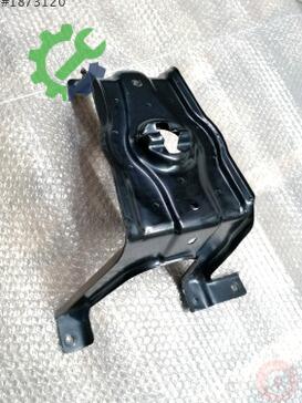 Audi A5 Motor Braketi 8W0802715B çıkma parça