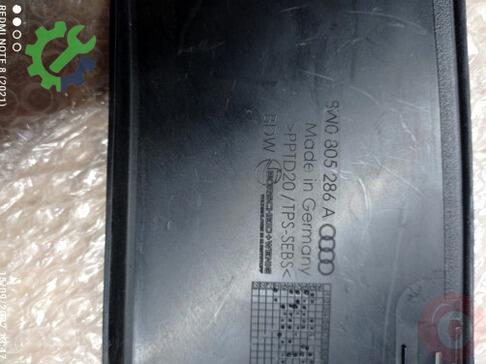 Audi A4 Far 8W0805286A çıkma parça