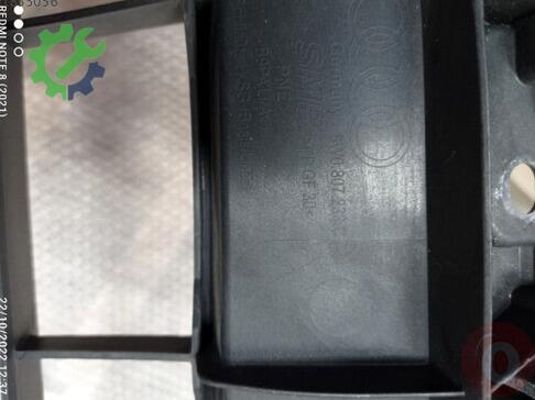 Audi A4 Tampon Braketi 8W0807233 çıkma parça