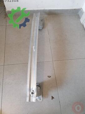 Audi A4 Tampon Demiri 8W0807309B çıkma parça