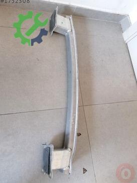 Audi A4 Tampon Demiri 8W0807309B çıkma parça