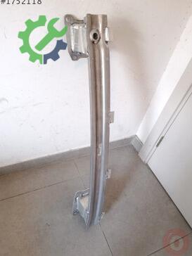 Audi A4 Tampon Demiri çıkma parça