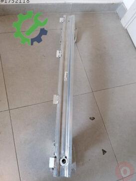 Audi A4 Tampon Demiri 8W0807309J çıkma parça