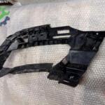 Çıkma Audi A4 Tampon Braketi 8W0807348D