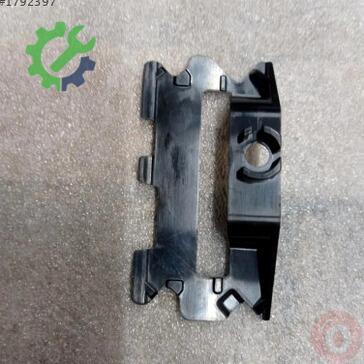 Audi A4 Panjur 8W0807400A çıkma parça