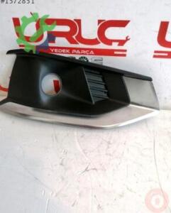 Audi A4 2022 Sis Farı Çerçevesi Çıkma - 8W0807682AK