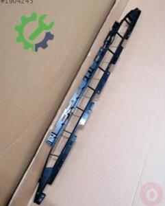 Tampon Izgarası Audi A4 2022 Çıkma 8W0807683D