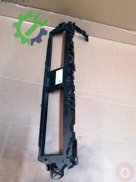 Audi A4 Tampon Braketi 8W0807771 çıkma parça