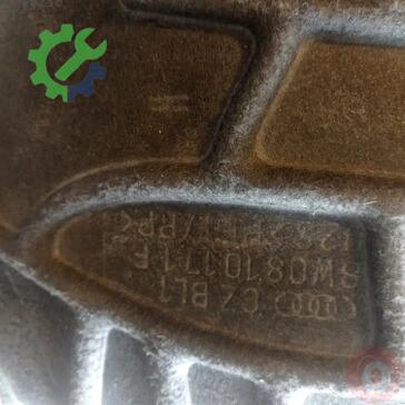 Audi A4 Davlumbaz 8W0810171F çıkma parça