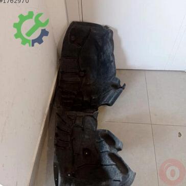 Audi A4 Davlumbaz 8W0810172F çıkma parça