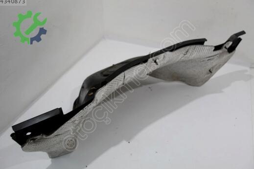 Audi A4 Ön Cam Izgarası 8W0819523F çıkma parça