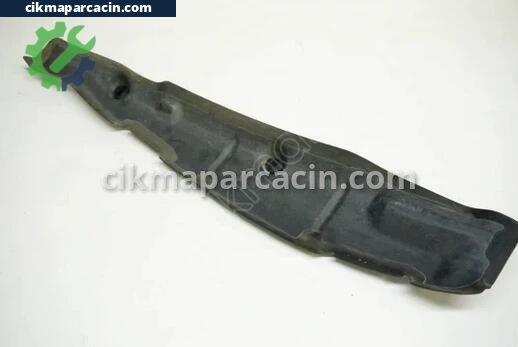 Audi A4 Çamurluk çıkma parça